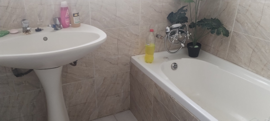 2 Bedroom Property for Sale in Hennenman Free State